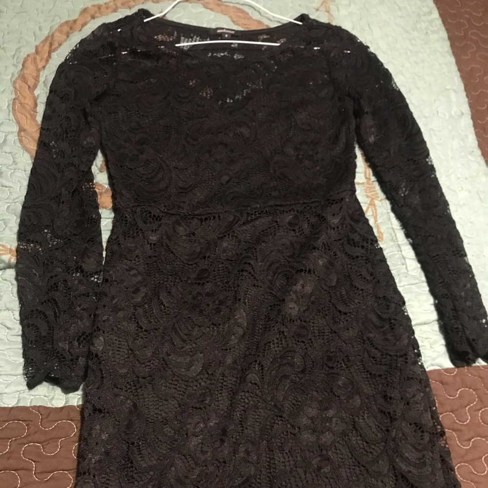LITTLE BLACK DRESS😍 - Picture 2 of 2